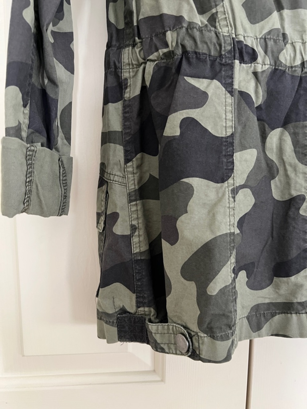 Ashley By 26 International Green Camo Utility Jacket with Pink Floral Accent S - Picture 10 of 12